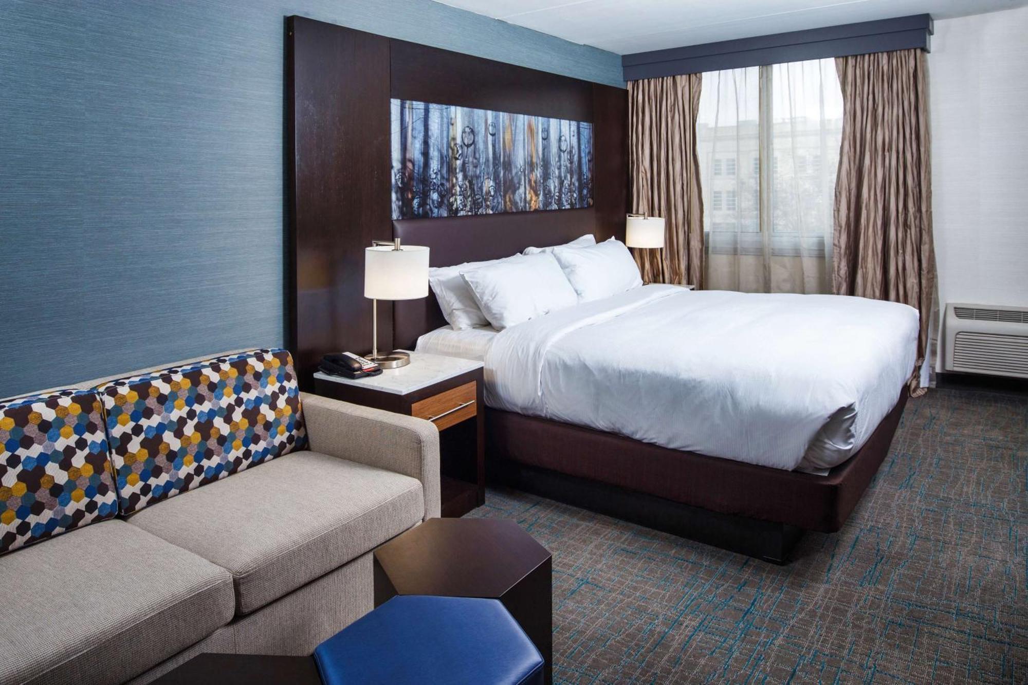 ดับเบิลทรี บาย ฮิลตัน นีนาห์ Hotel Neenah ภายนอก รูปภาพ