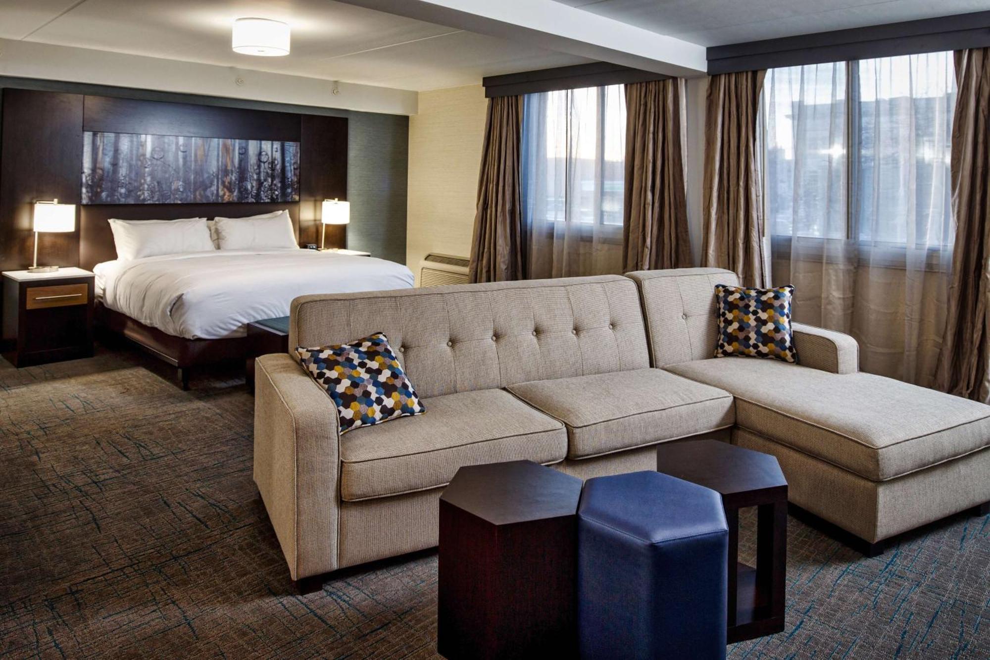 ดับเบิลทรี บาย ฮิลตัน นีนาห์ Hotel Neenah ภายนอก รูปภาพ