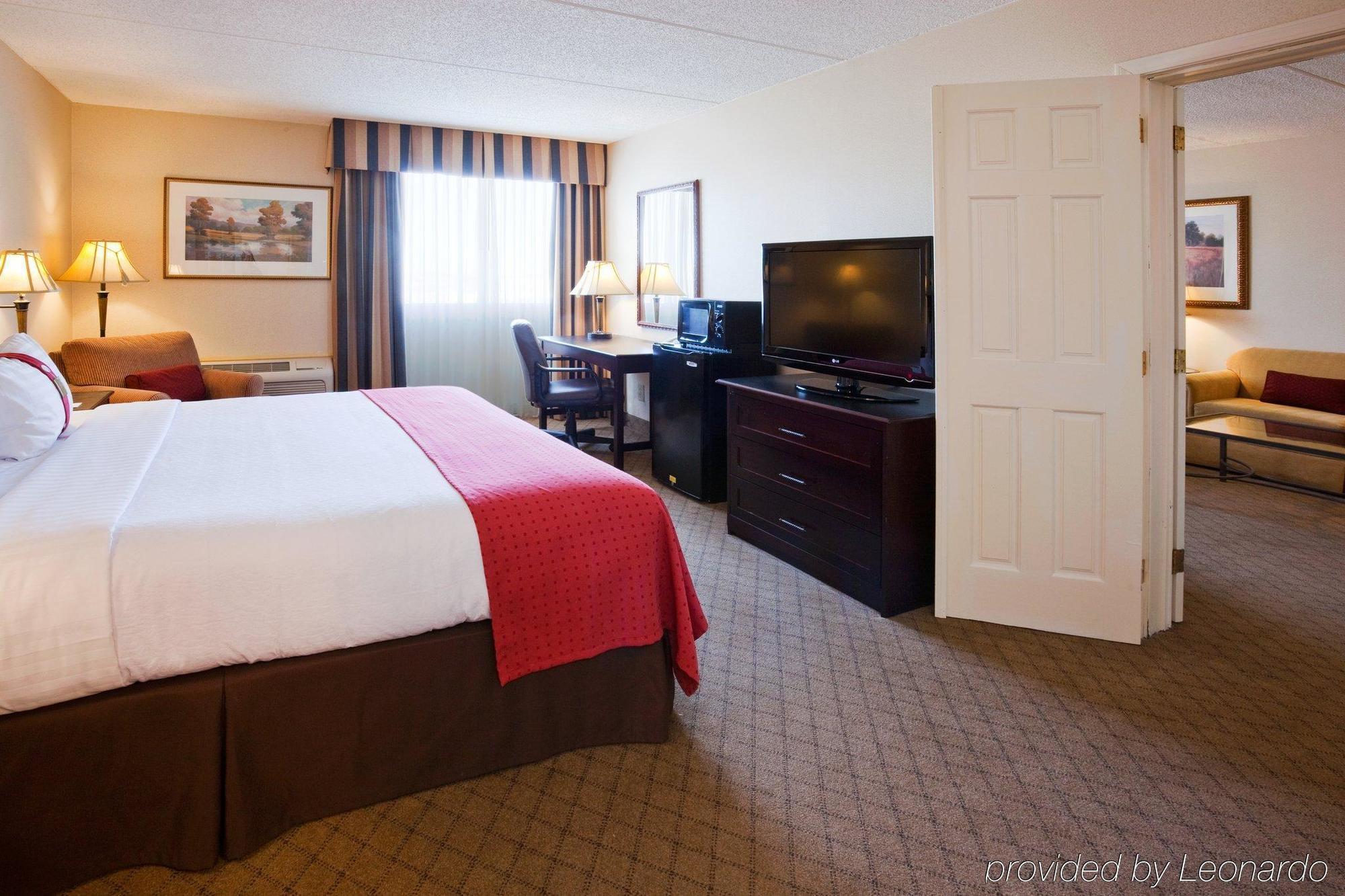 ดับเบิลทรี บาย ฮิลตัน นีนาห์ Hotel Neenah ภายนอก รูปภาพ
