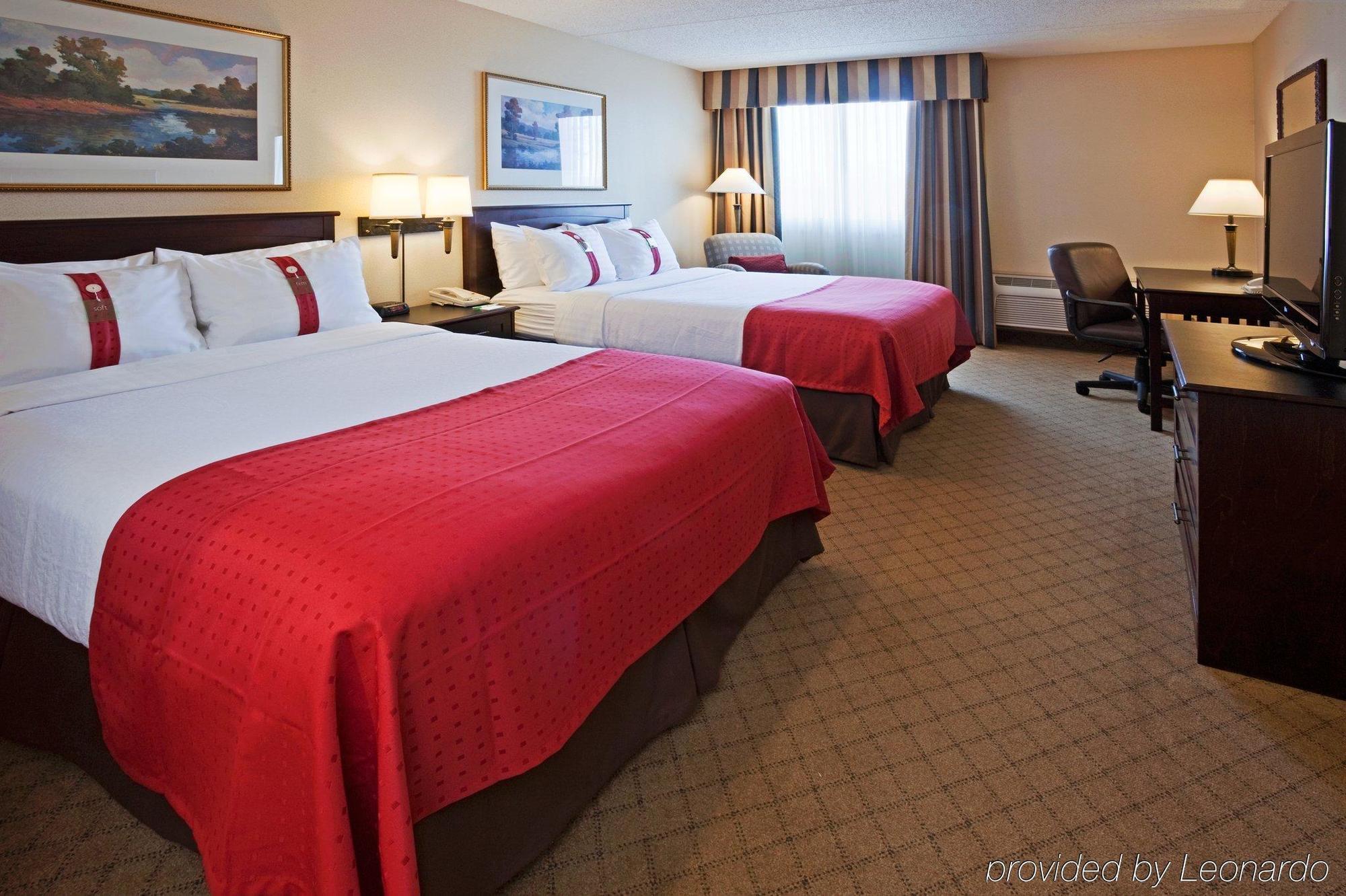 ดับเบิลทรี บาย ฮิลตัน นีนาห์ Hotel Neenah ภายนอก รูปภาพ