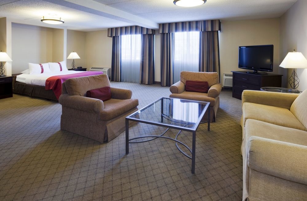 ดับเบิลทรี บาย ฮิลตัน นีนาห์ Hotel Neenah ภายนอก รูปภาพ