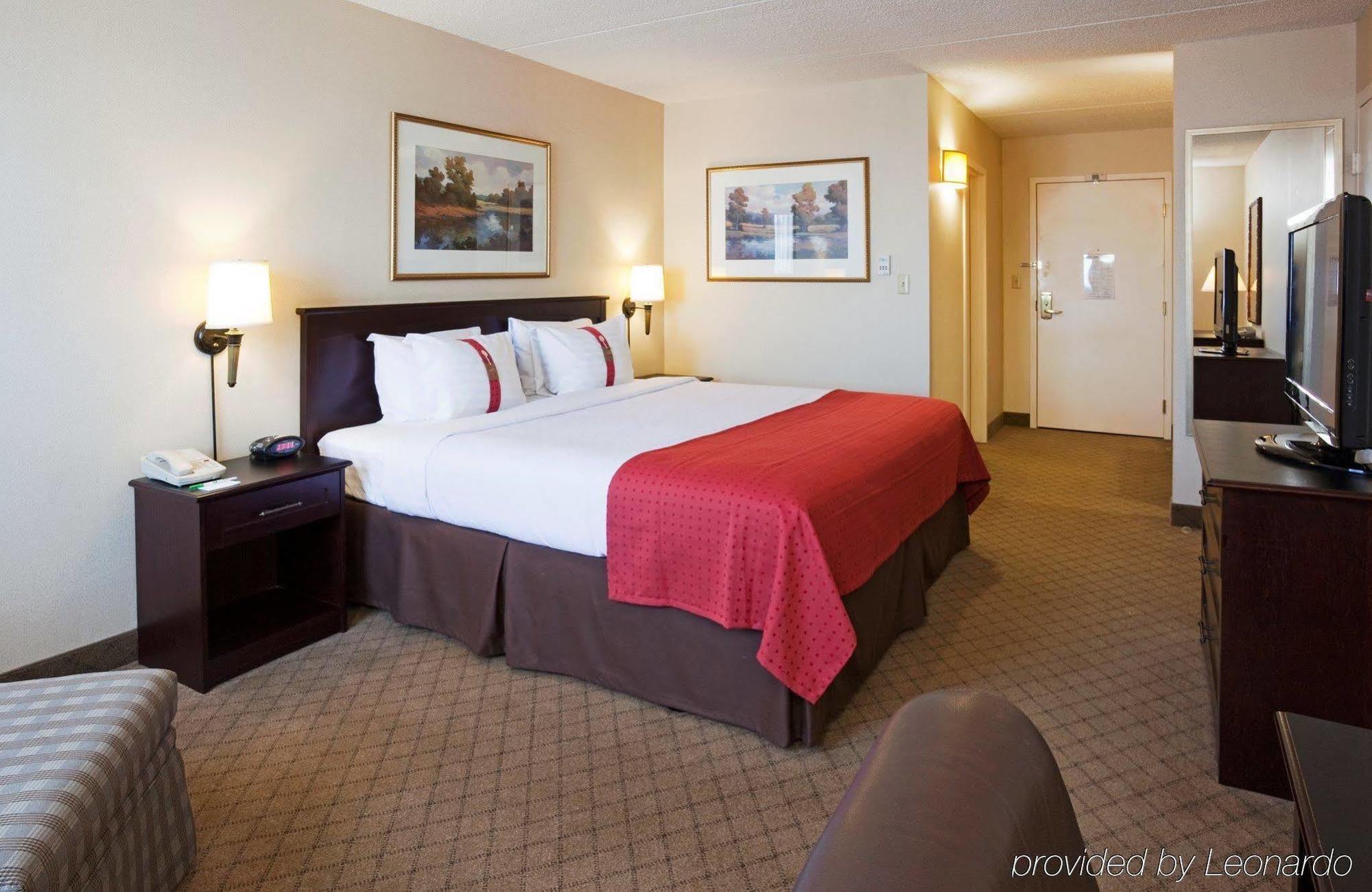 ดับเบิลทรี บาย ฮิลตัน นีนาห์ Hotel Neenah ภายนอก รูปภาพ